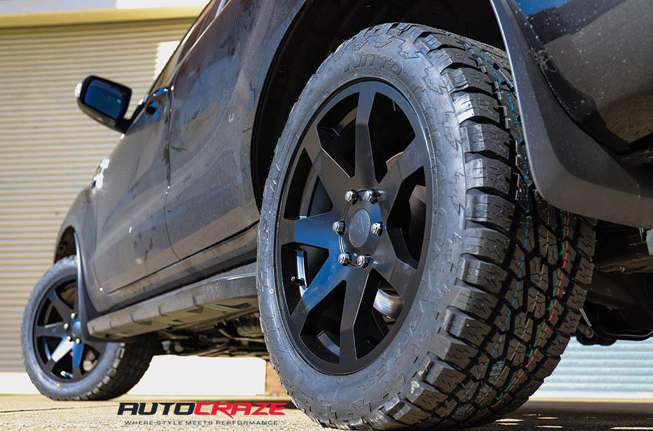 FORD EVEREST MOZAMBIQUE MATTE BLACK
